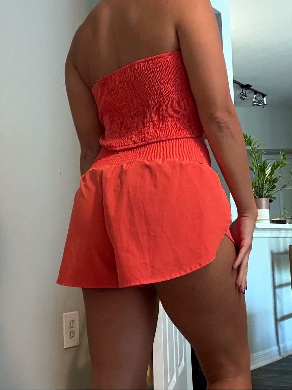 Orange/peachy front-tie matching set! - Picture 4 of 6
